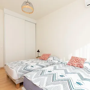 https://violet.fr-provencehotel.com